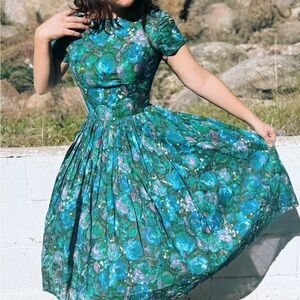 1950s Blue‑Green Floral Cotton “Monet” Dress – Lot Tag Only